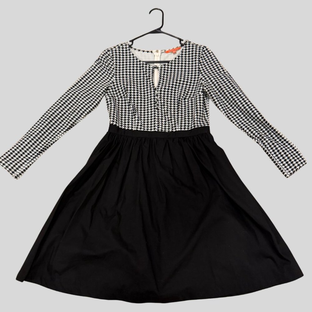 Modcloth Black and White Houndstooth Long Sleeve Dress | Medium
